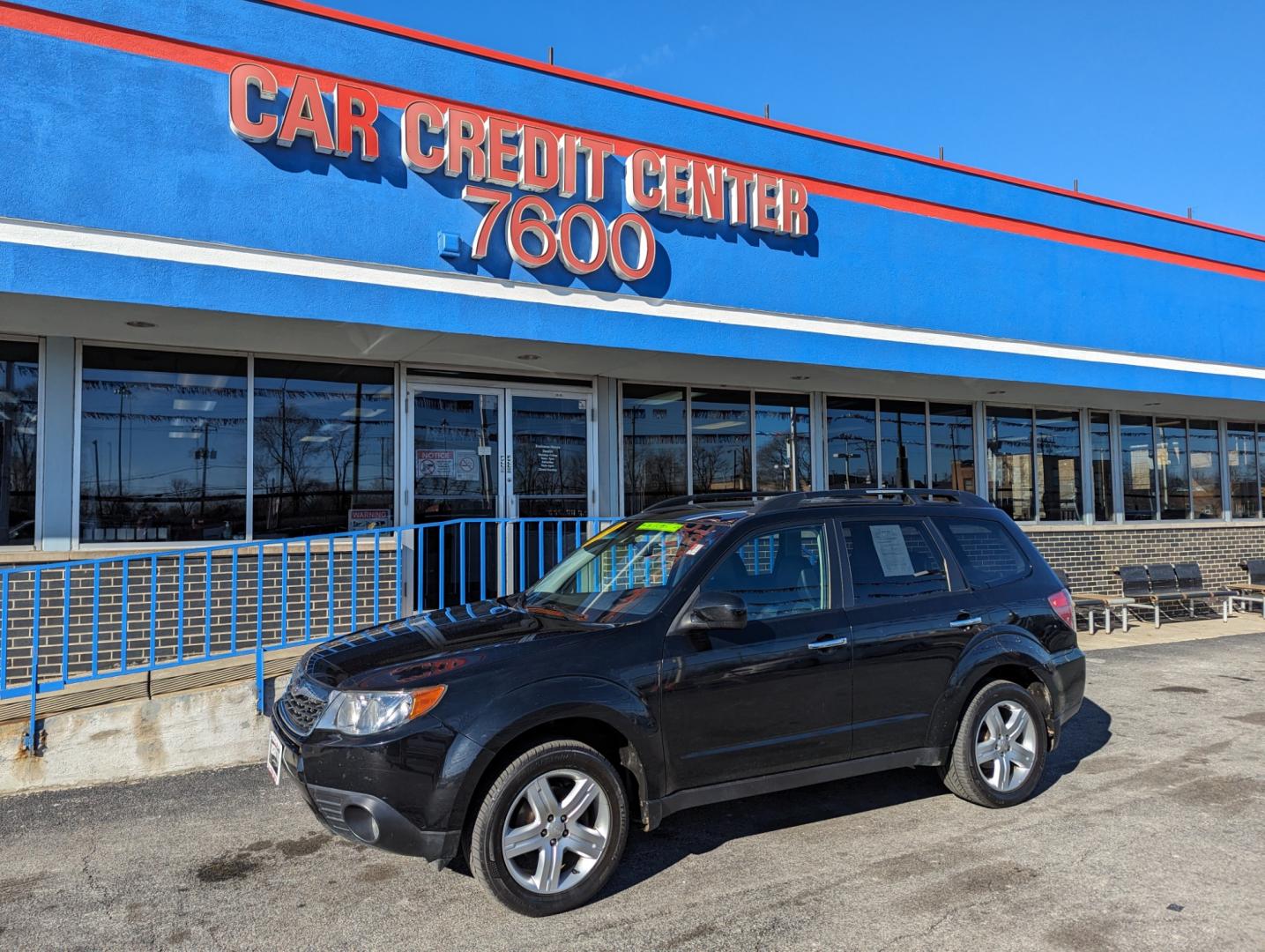 2010 BLACK Subaru Forester 2.5X Limited (JF2SH6DC6AH) with an 2.5L H4 SOHC 16V engine, 4-Speed Aut transmission, located at 7600 S Western Ave., Chicago, IL, 60620, (773) 918-3980, 0.000000, 0.000000 - Photo#1